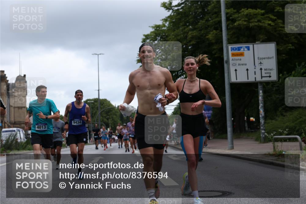 29.06.2025 - hella hamburg halbmarathon Yannick Fuchs http://msf.ph/oto/8376594 29.06.2025 10:54:22 20KM 1681, 2011, 2091, 2167, 2363, 2730, 4013, 6309, 8003, 8191, 8421, 8422, 8509, 8923, 9006, 9434, 10576, 11041, 11366, 11753, 11937, 12491, 13488, 13589, 14224, 14429, 14577, 15344, 15901, 16439, 17491, 17825, 17899, 18029, 18063, 18254, 18701, 19159, 19246 meine-sportfotos.de