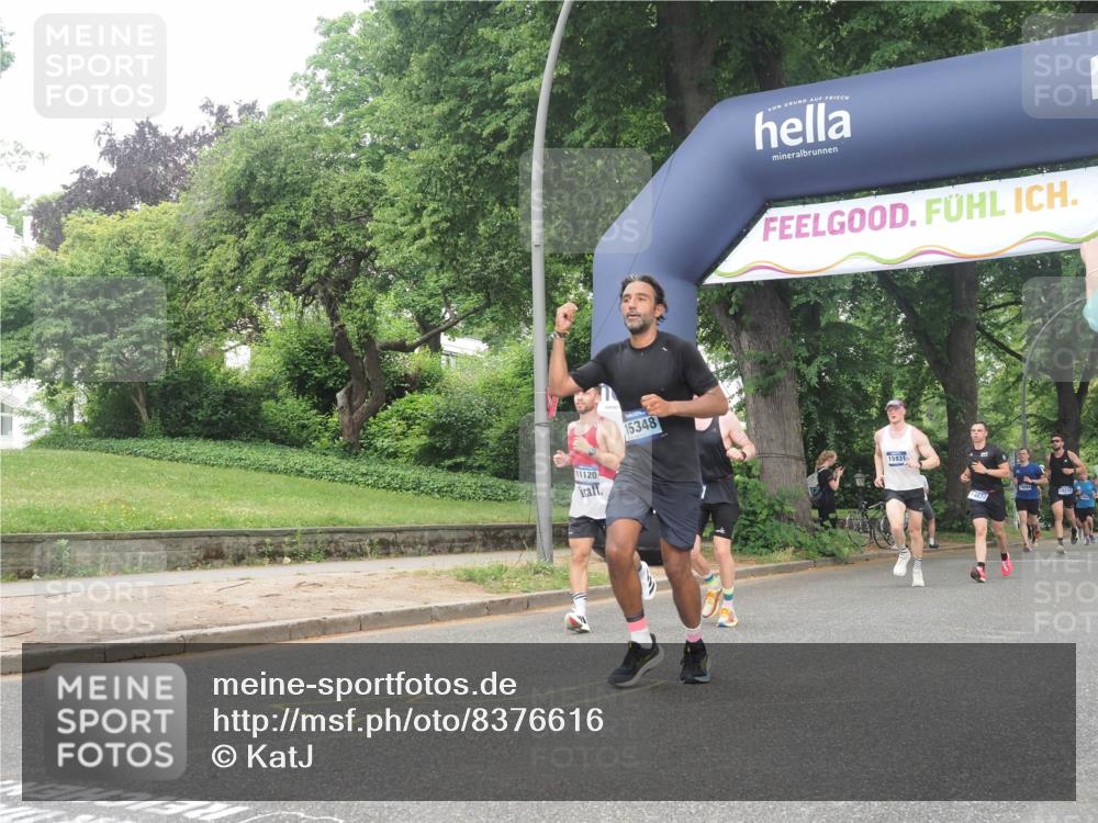 29.06.2025 - hella hamburg halbmarathon KatJ http://msf.ph/oto/8376616 29.06.2025 10:24:37 Zwischen KM18-KM19 6704 meine-sportfotos.de
