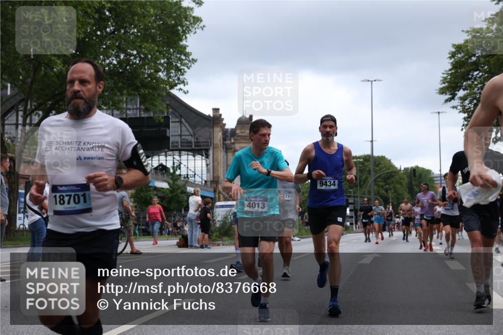 29.06.2025 - hella hamburg halbmarathon Yannick Fuchs http://msf.ph/oto/8376668 29.06.2025 10:54:23 20KM 1681, 2011, 2091, 2167, 2363, 2730, 4013, 6309, 7065, 8003, 8191, 8421, 8422, 8509, 8923, 9006, 9434, 10576, 11041, 11366, 11753, 11937, 12491, 13488, 13589, 14224, 14429, 14577, 15344, 15901, 16439, 17491, 17825, 17899, 18029, 18063, 18254, 18701, 19159, 19246 meine-sportfotos.de