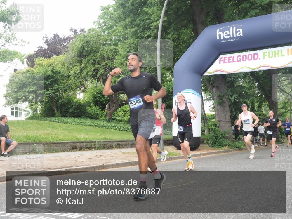 29.06.2025 - hella hamburg halbmarathon KatJ http://msf.ph/oto/8376687 29.06.2025 10:24:37 Zwischen KM18-KM19 6704 meine-sportfotos.de