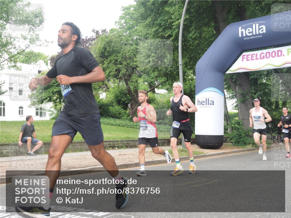 29.06.2025 - hella hamburg halbmarathon KatJ http://msf.ph/oto/8376756 29.06.2025 10:24:38 Zwischen KM18-KM19 6704 meine-sportfotos.de
