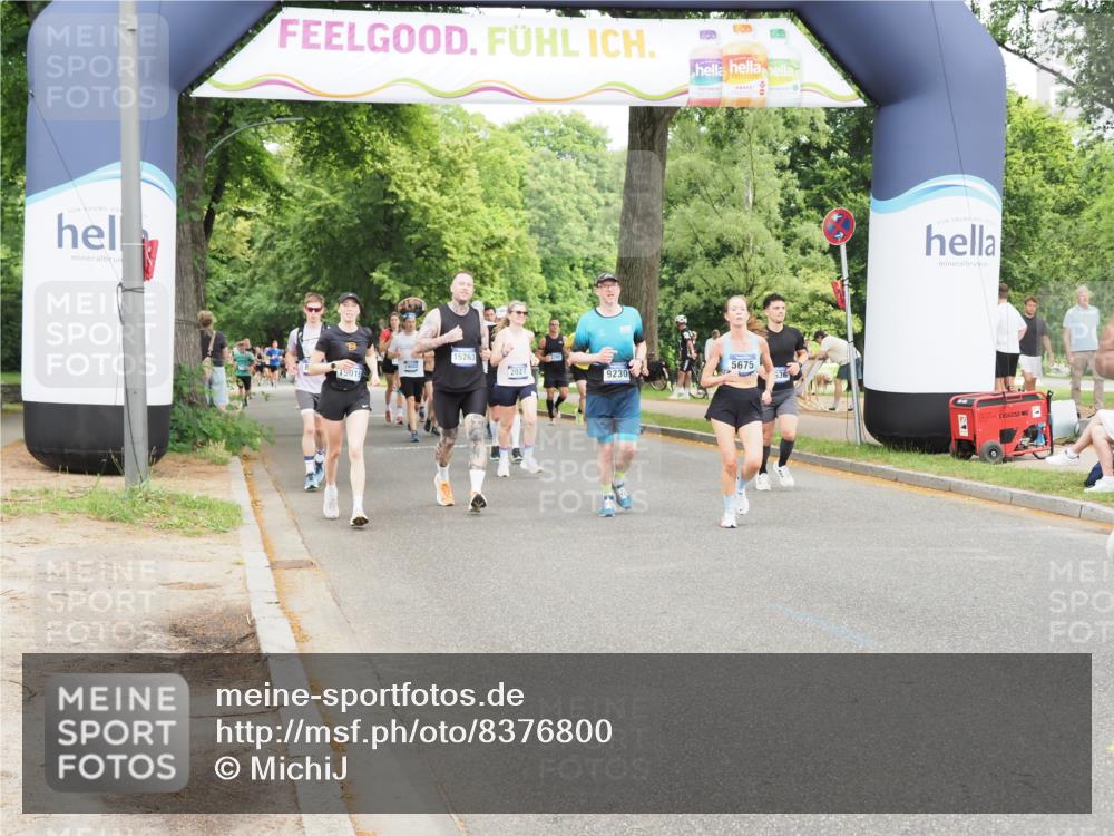 29.06.2025 - hella hamburg halbmarathon MichiJ http://msf.ph/oto/8376800 29.06.2025 10:45:33 Zwischen KM18-KM19 1946, 1951, 2027, 4796, 5675, 6636, 7138, 8929, 9230, 12144, 19015 meine-sportfotos.de