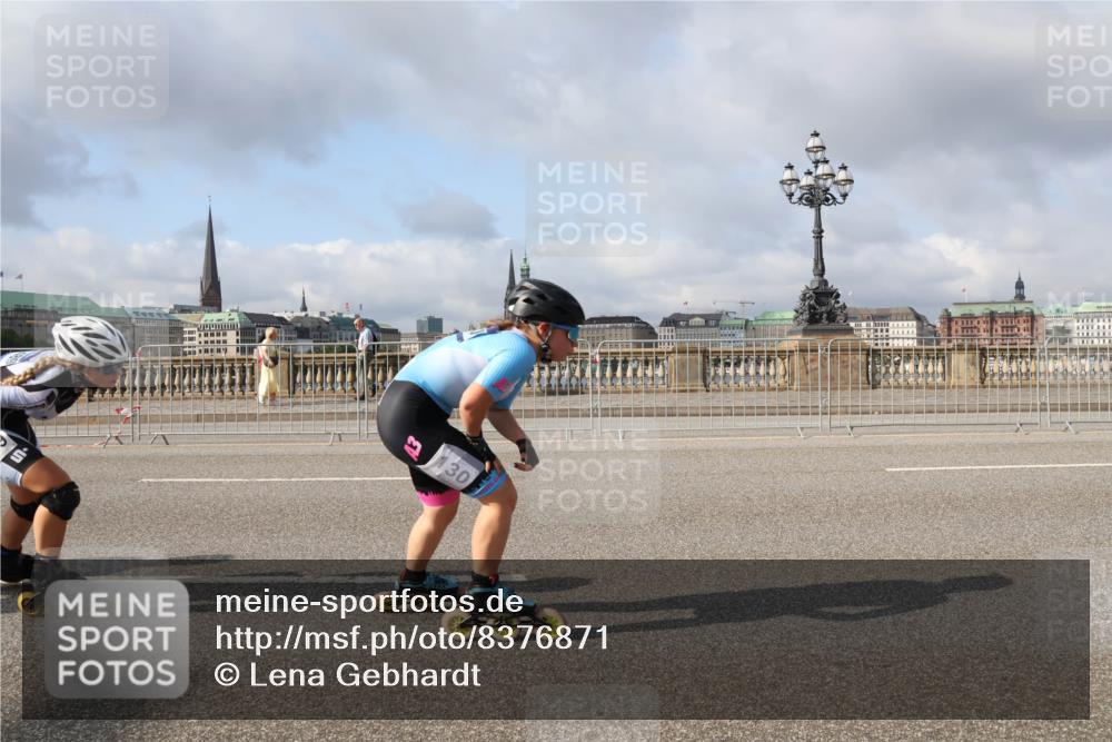 29.06.2025 - hella hamburg halbmarathon Lena Gebhardt http://msf.ph/oto/8376871 29.06.2025 08:51:25 Lombardsbrücke 5, 3, 130 meine-sportfotos.de