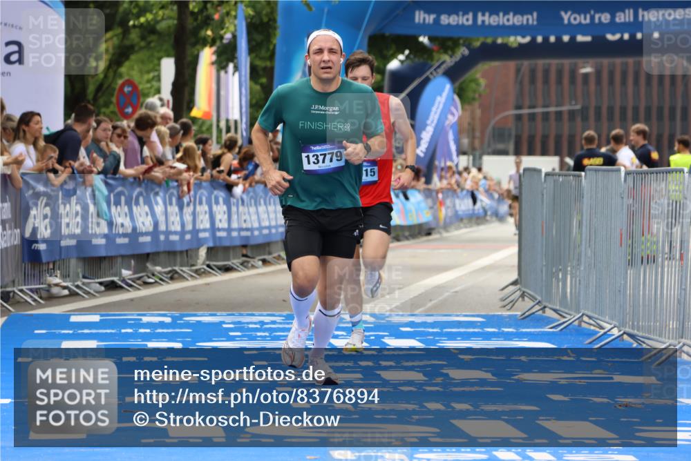 29.06.2025 - hella hamburg halbmarathon Strokosch-Dieckow http://msf.ph/oto/8376894 29.06.2025 10:26:03 Ziel 9767, 13779, 16615, 17003 meine-sportfotos.de