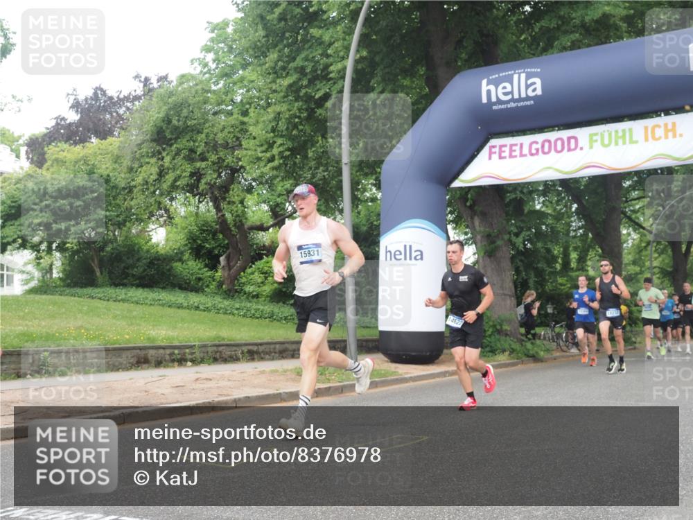 29.06.2025 - hella hamburg halbmarathon KatJ http://msf.ph/oto/8376978 29.06.2025 10:24:39 Zwischen KM18-KM19 6704 meine-sportfotos.de