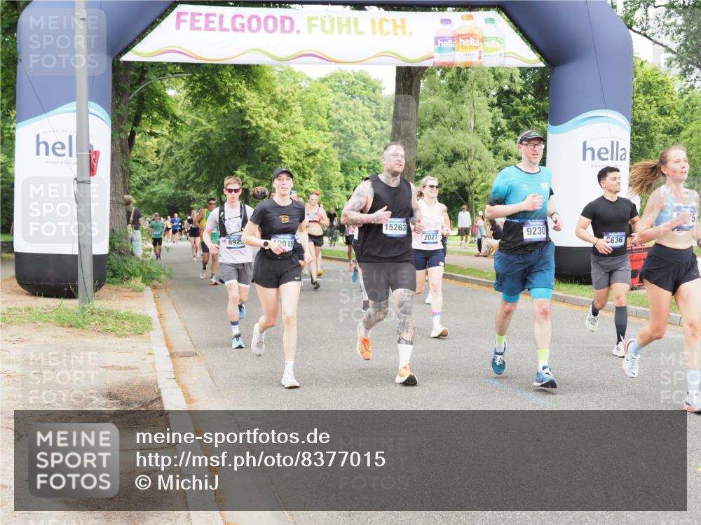 29.06.2025 - hella hamburg halbmarathon MichiJ http://msf.ph/oto/8377015 29.06.2025 10:45:35 Zwischen KM18-KM19 1642, 1946, 1951, 2027, 4796, 5675, 6636, 7138, 8929, 9230, 12144, 15263, 17810, 19015 meine-sportfotos.de