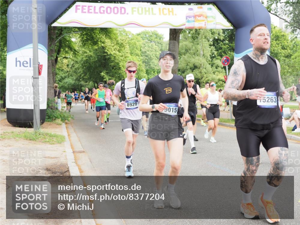 29.06.2025 - hella hamburg halbmarathon MichiJ http://msf.ph/oto/8377204 29.06.2025 10:45:36 Zwischen KM18-KM19 1642, 2027, 4796, 5675, 6636, 7138, 8929, 9230, 12144, 15263, 16922, 17810, 18730, 19002, 19003, 19015 meine-sportfotos.de