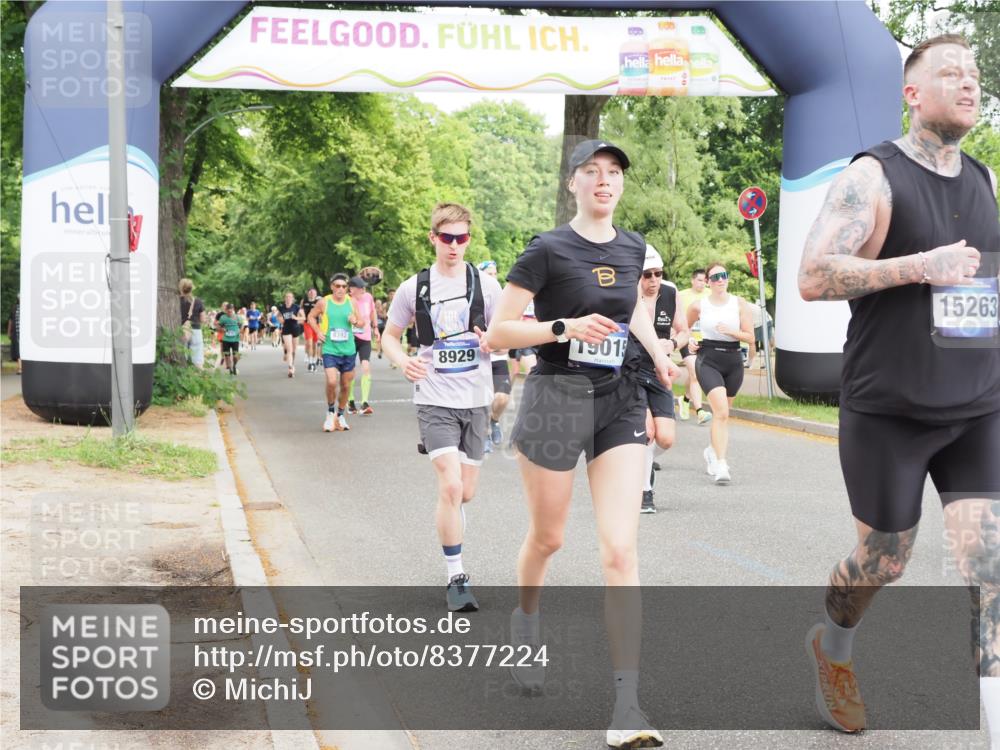 29.06.2025 - hella hamburg halbmarathon MichiJ http://msf.ph/oto/8377224 29.06.2025 10:45:36 Zwischen KM18-KM19 1642, 2027, 4796, 5675, 6636, 7138, 8929, 9230, 12144, 15263, 16922, 17810, 18730, 19002, 19003, 19015 meine-sportfotos.de
