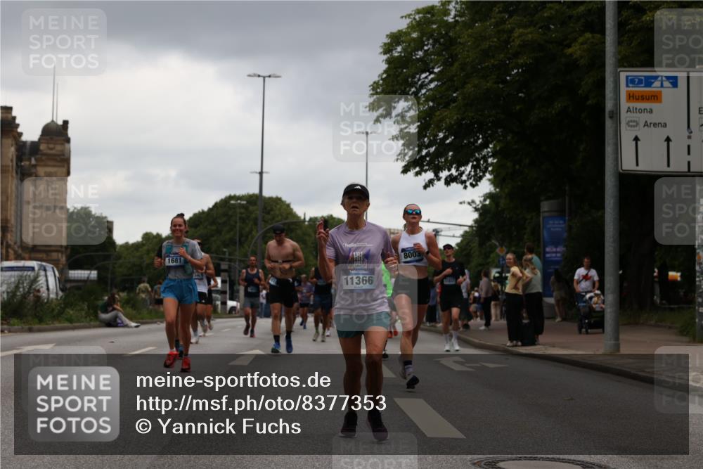 29.06.2025 - hella hamburg halbmarathon Yannick Fuchs http://msf.ph/oto/8377353 29.06.2025 10:54:29 20KM 1681, 2091, 2363, 4013, 6033, 6309, 6754, 7065, 7636, 8003, 8191, 8421, 8422, 8509, 8923, 9006, 9434, 10534, 10576, 11041, 11366, 11753, 11937, 12491, 13488, 13589, 14224, 14429, 14577, 15344, 17491, 17825, 17899, 18029, 18063, 18254, 18701, 19159, 19246 meine-sportfotos.de