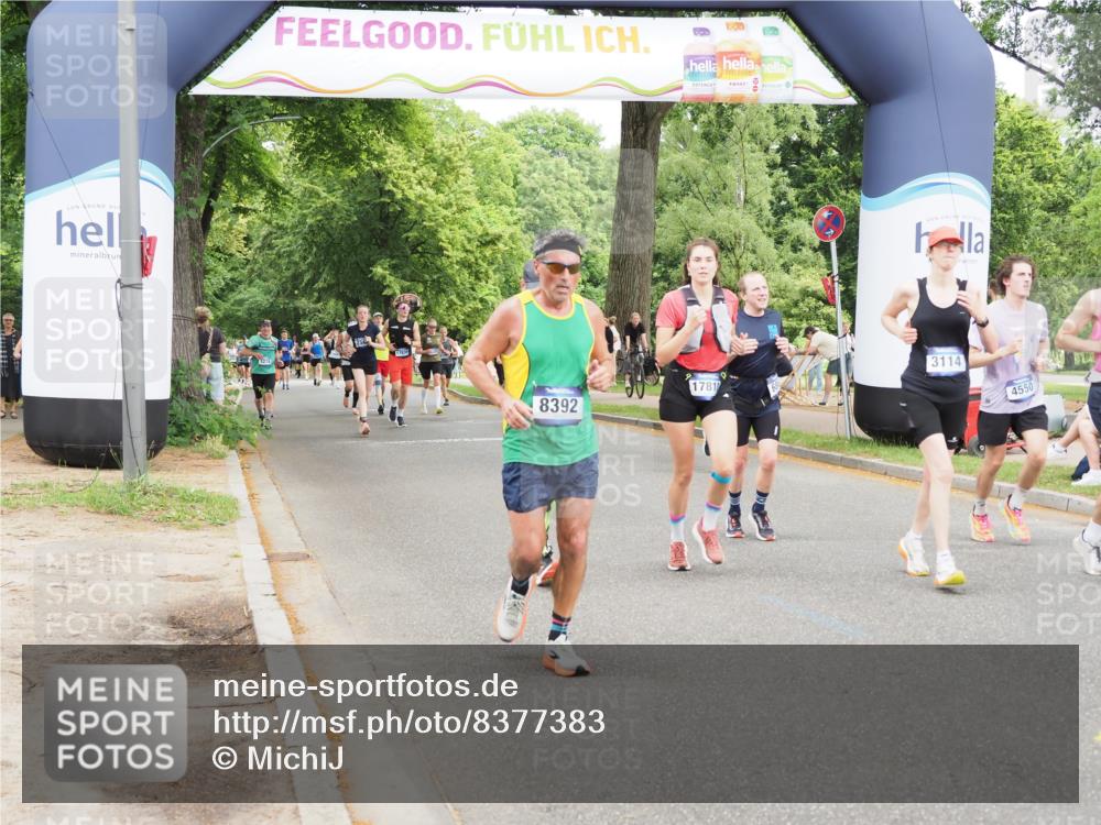 29.06.2025 - hella hamburg halbmarathon MichiJ http://msf.ph/oto/8377383 29.06.2025 10:45:39 Zwischen KM18-KM19 1642, 2027, 2584, 2759, 2855, 3114, 4550, 5675, 6636, 6860, 8392, 8929, 9230, 15263, 16922, 17810, 17852, 18730, 18833, 19002, 19003, 19015 meine-sportfotos.de