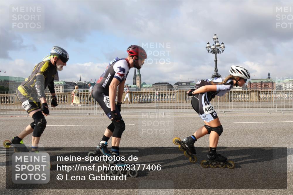 29.06.2025 - hella hamburg halbmarathon Lena Gebhardt http://msf.ph/oto/8377406 29.06.2025 08:51:26 Lombardsbrücke 464, 440, 489 meine-sportfotos.de