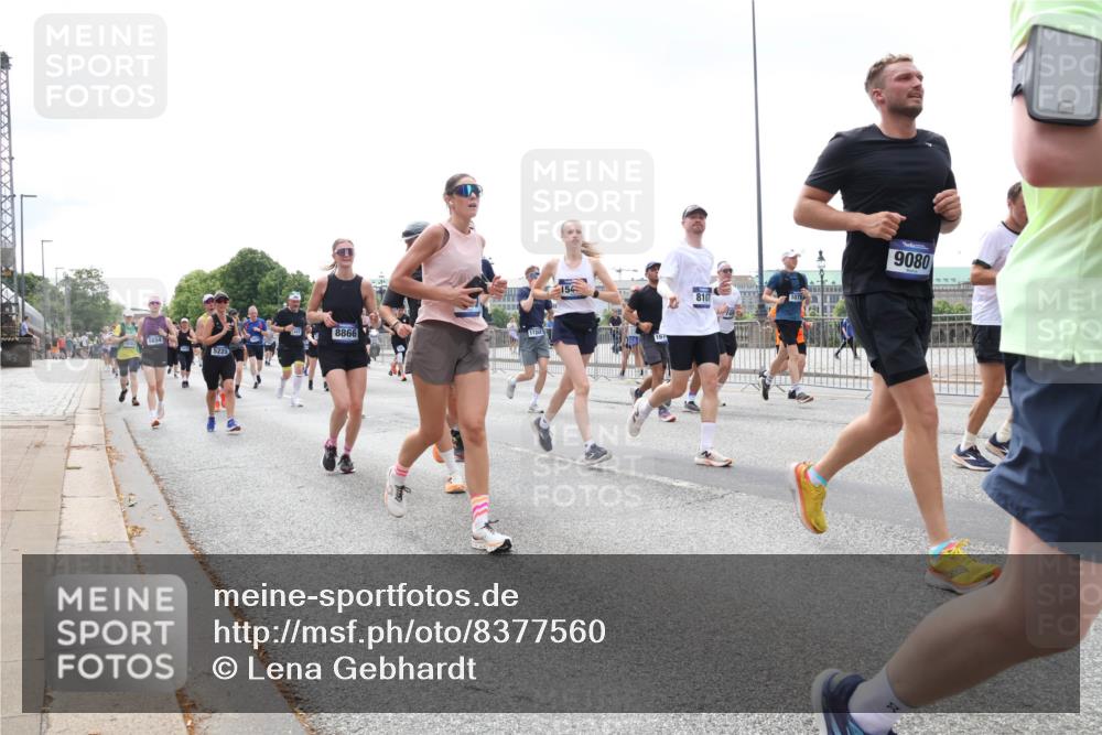 29.06.2025 - hella hamburg halbmarathon Lena Gebhardt http://msf.ph/oto/8377560 29.06.2025 10:40:03 Lombardsbrücke 8866, 522, 11242, 154, 167, 8107, 9080, 1018, 1037, 1058, 1076, 1291, 1586, 1691, 1899, 2019, 2109, 2254, 2313, 2515, 2572, 2578, 2866, 2888, 2976, 3046, 3237, 3295, 3515, 3607, 3808, 3882, 3883, 3884, 4173, 4271, 4298, 4471, 4752, 4756, 5045, 5113, 5229, 5263, 5351, 5352, 5654, 5701, 5877, 5901, 6097, 6427, 6428, 6463, 6548, 6673, 6698, 6739, 6750, 6866, 6876, 6890, 6920, 7045, 7053, 7108, 7125, 7174, 7199, 7429, 7455, 7456, 7675, 7850, 8107, 8612, 9747, 10441 meine-sportfotos.de