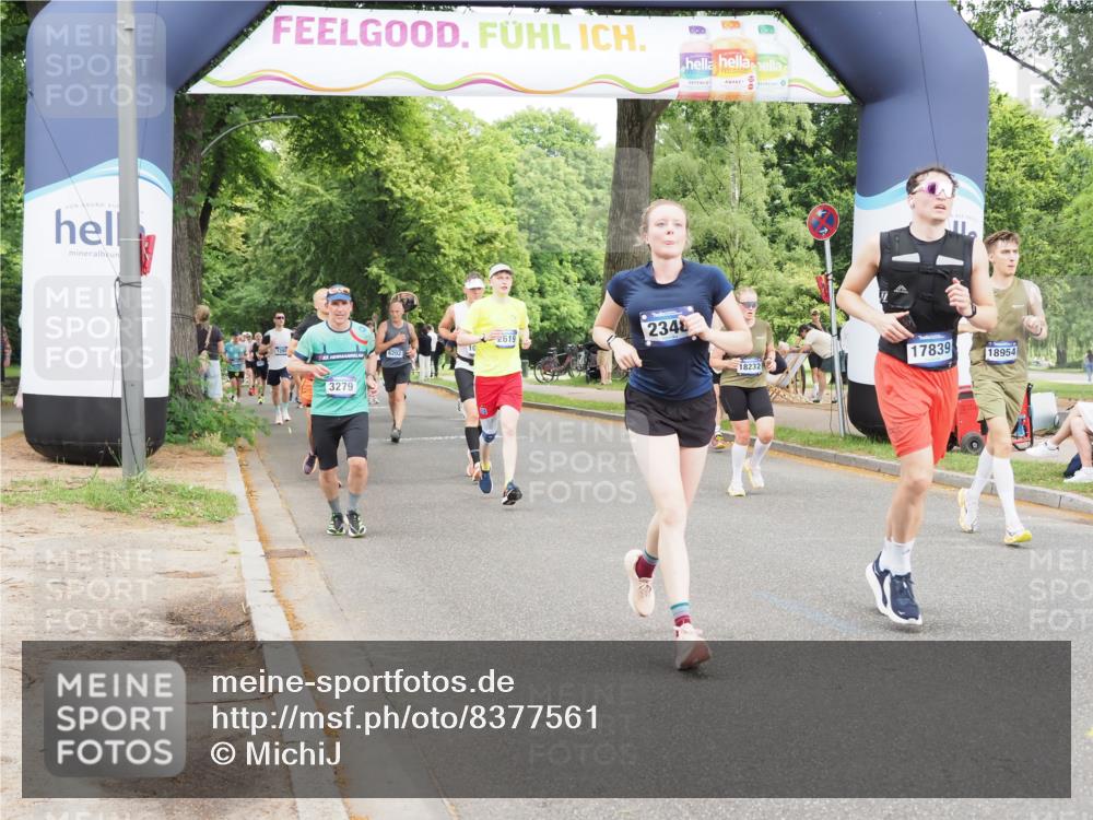 29.06.2025 - hella hamburg halbmarathon MichiJ http://msf.ph/oto/8377561 29.06.2025 10:45:45 Zwischen KM18-KM19 2348, 2584, 2619, 2677, 2759, 2855, 3114, 4550, 6860, 8392, 10759, 16980, 17839, 17852, 18232, 18833, 18954 meine-sportfotos.de