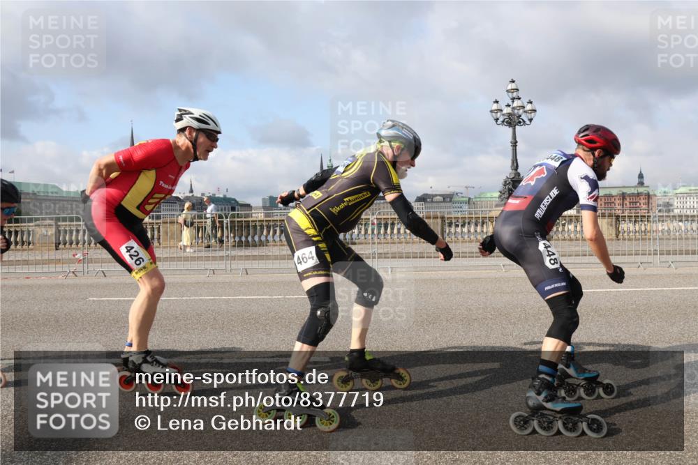 29.06.2025 - hella hamburg halbmarathon Lena Gebhardt http://msf.ph/oto/8377719 29.06.2025 08:51:26 Lombardsbrücke 426, 464, 448 meine-sportfotos.de