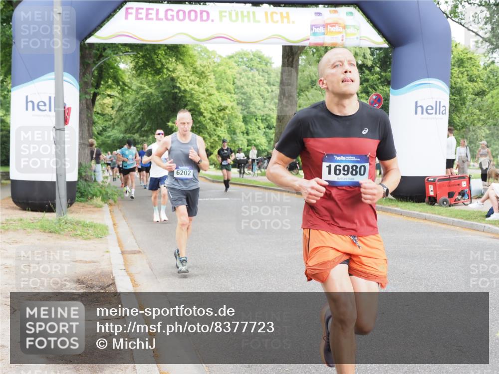29.06.2025 - hella hamburg halbmarathon MichiJ http://msf.ph/oto/8377723 29.06.2025 10:45:49 Zwischen KM18-KM19 2348, 2619, 3279, 5926, 6202, 10759, 16980, 17839, 18232, 18254, 18954 meine-sportfotos.de