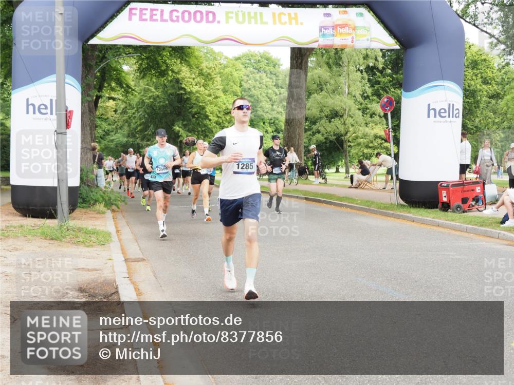 29.06.2025 - hella hamburg halbmarathon MichiJ http://msf.ph/oto/8377856 29.06.2025 10:45:51 Zwischen KM18-KM19 1285, 2619, 3279, 5926, 6202, 10759, 16980, 18232, 18254, 18954 meine-sportfotos.de