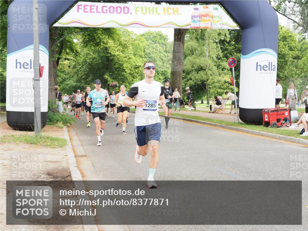 29.06.2025 - hella hamburg halbmarathon MichiJ http://msf.ph/oto/8377871 29.06.2025 10:45:51 Zwischen KM18-KM19 1285, 2619, 3279, 5926, 6202, 10759, 16980, 18232, 18254, 18954 meine-sportfotos.de