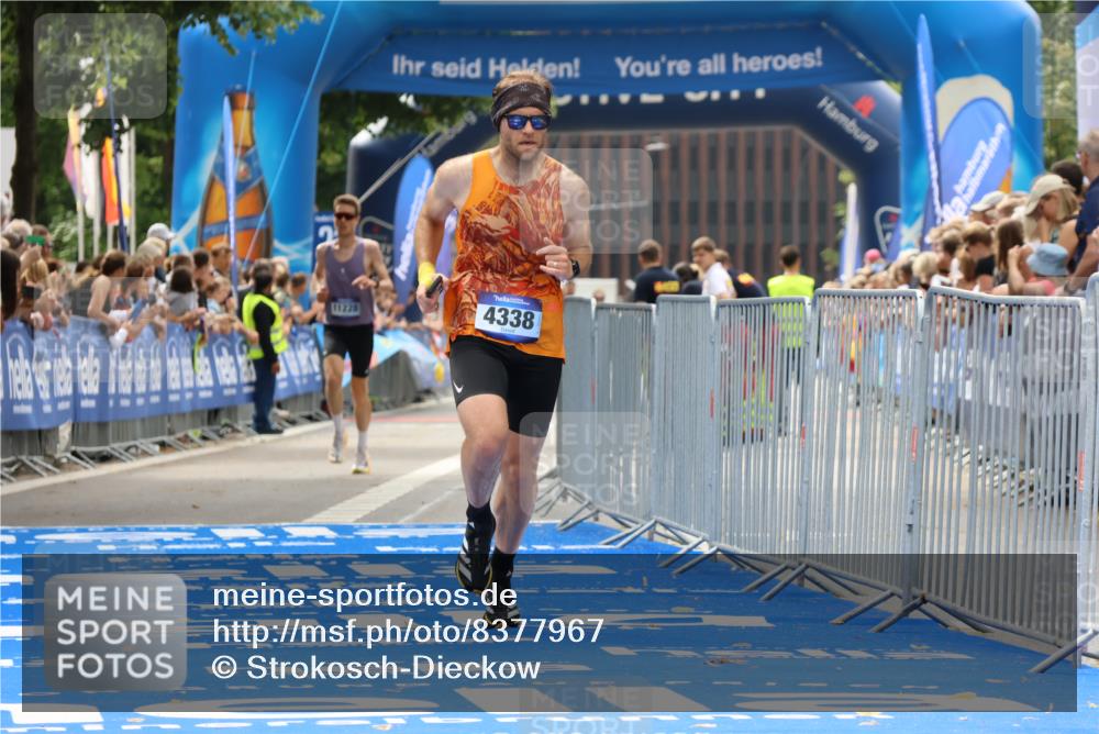 29.06.2025 - hella hamburg halbmarathon Strokosch-Dieckow http://msf.ph/oto/8377967 29.06.2025 10:25:35 Ziel 4338, 13346, 14107 meine-sportfotos.de