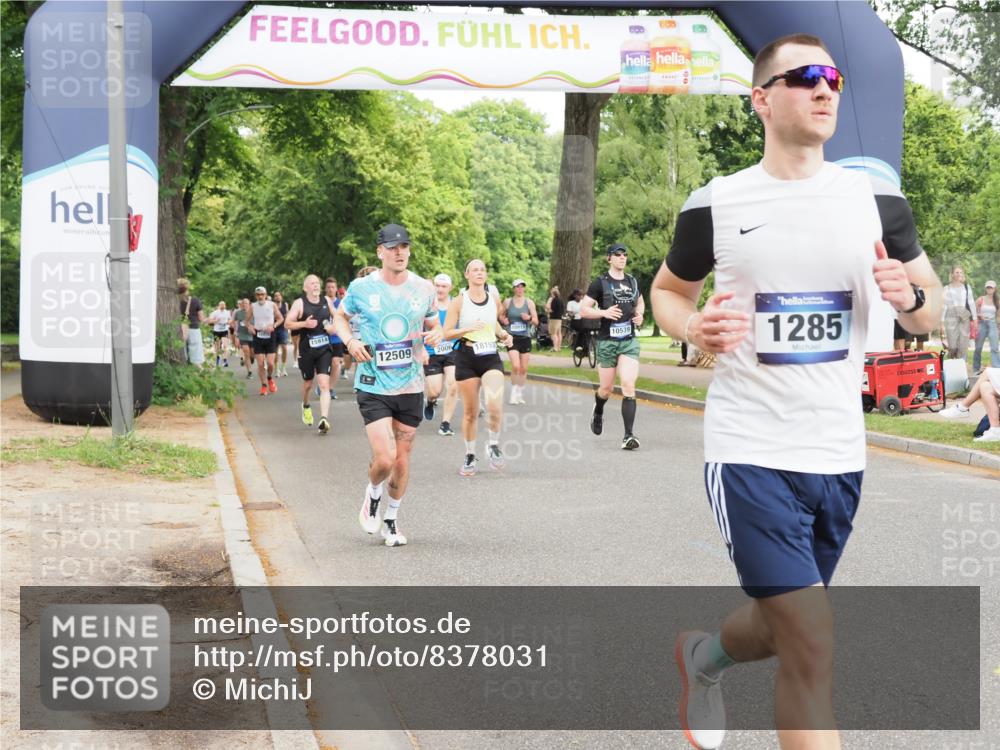 29.06.2025 - hella hamburg halbmarathon MichiJ http://msf.ph/oto/8378031 29.06.2025 10:45:53 Zwischen KM18-KM19 1285, 2006, 3279, 5926, 6202, 10539, 10759, 12509, 15914, 18254 meine-sportfotos.de