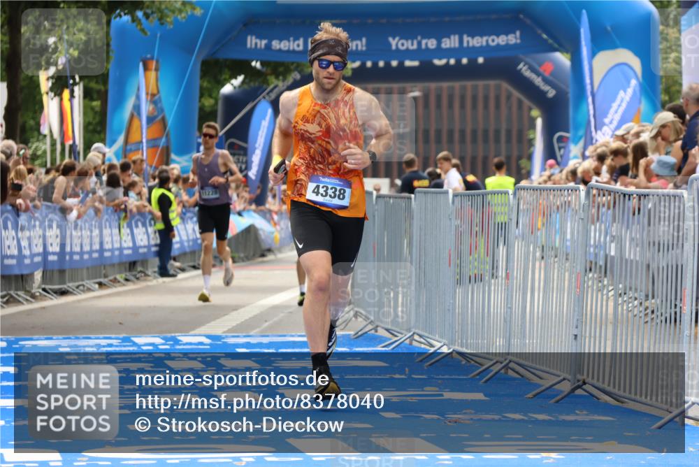 29.06.2025 - hella hamburg halbmarathon Strokosch-Dieckow http://msf.ph/oto/8378040 29.06.2025 10:25:36 Ziel 4338, 11228, 13346, 14107 meine-sportfotos.de
