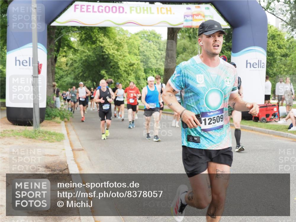 29.06.2025 - hella hamburg halbmarathon MichiJ http://msf.ph/oto/8378057 29.06.2025 10:45:54 Zwischen KM18-KM19 1285, 2006, 3279, 5926, 6202, 9353, 10539, 10915, 12509, 14375, 15914, 17825, 18153, 18254 meine-sportfotos.de