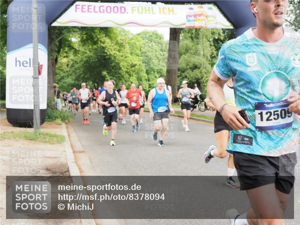 29.06.2025 - hella hamburg halbmarathon MichiJ http://msf.ph/oto/8378094 29.06.2025 10:45:54 Zwischen KM18-KM19 1285, 2006, 3279, 5926, 6202, 9353, 10539, 10915, 12509, 14375, 15914, 17825, 18153, 18254 meine-sportfotos.de