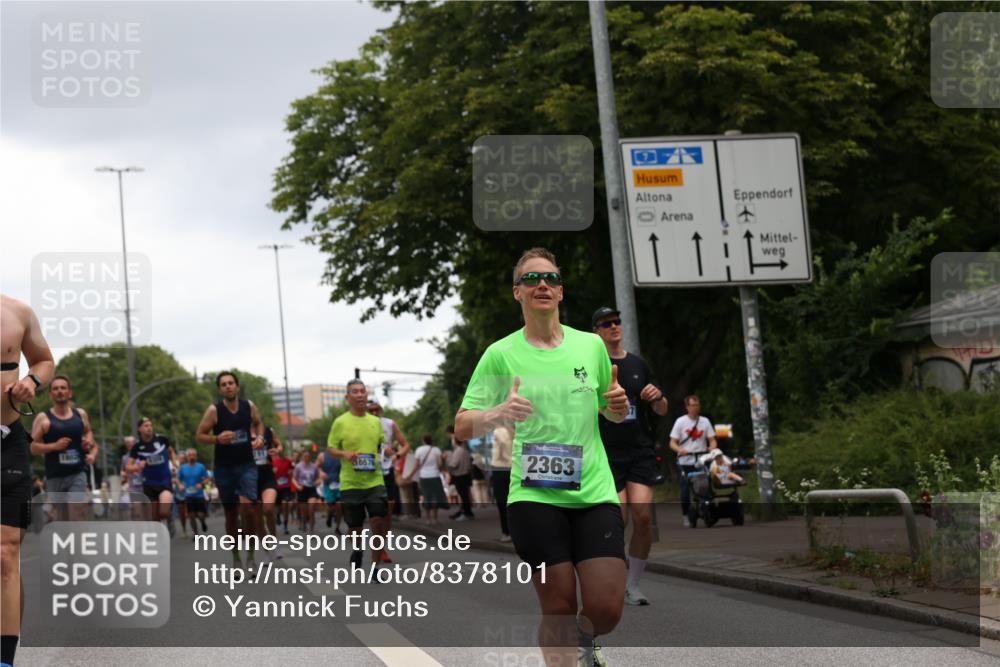 29.06.2025 - hella hamburg halbmarathon Yannick Fuchs http://msf.ph/oto/8378101 29.06.2025 10:54:33 20KM 1364, 1414, 1653, 1681, 2322, 2323, 2363, 6033, 6309, 6487, 6754, 7065, 7636, 8003, 8191, 8421, 8422, 8509, 8923, 10534, 10576, 11041, 11366, 11623, 11753, 11782, 11937, 12491, 13488, 13589, 14224, 14429, 14577, 15344, 17491, 17825, 17899, 17952, 18029, 18063, 19159, 19246 meine-sportfotos.de