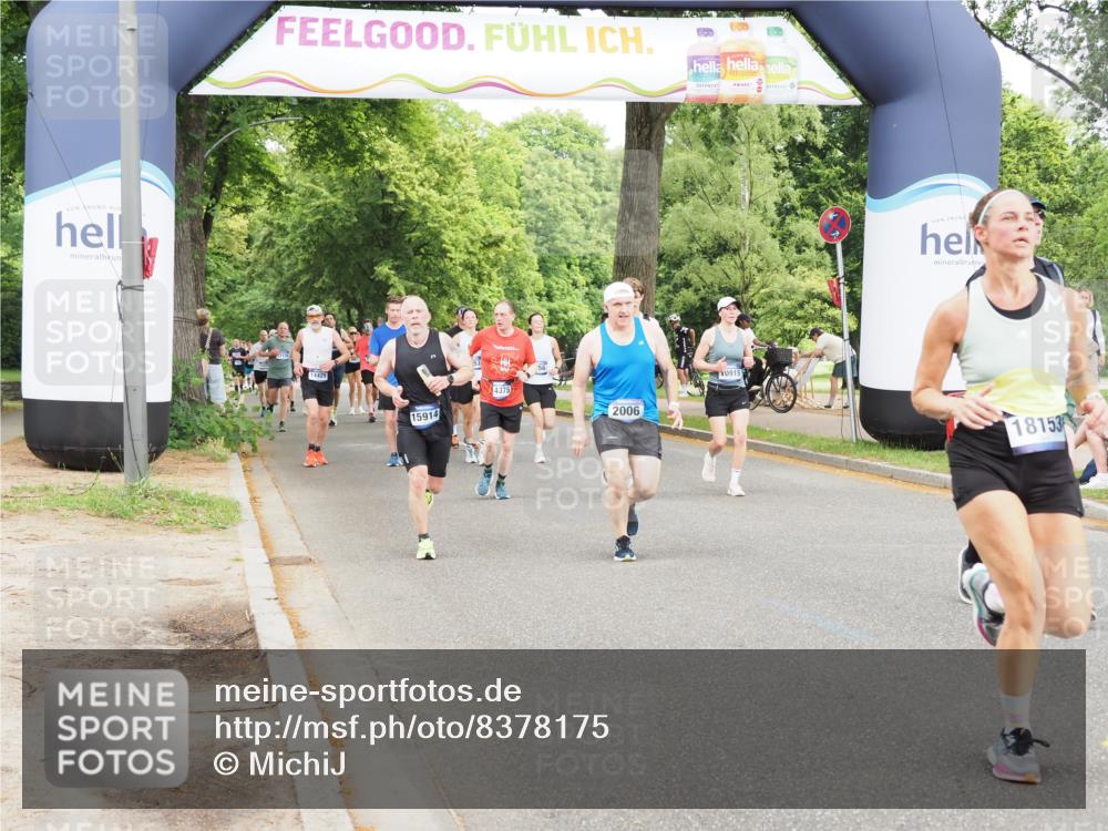 29.06.2025 - hella hamburg halbmarathon MichiJ http://msf.ph/oto/8378175 29.06.2025 10:45:55 Zwischen KM18-KM19 1285, 2006, 5926, 6202, 9156, 9353, 10539, 10915, 12509, 14375, 14628, 15914, 17825, 18153 meine-sportfotos.de