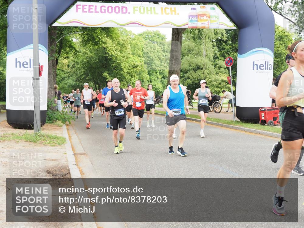 29.06.2025 - hella hamburg halbmarathon MichiJ http://msf.ph/oto/8378203 29.06.2025 10:45:55 Zwischen KM18-KM19 1285, 2006, 5926, 6202, 9156, 9353, 10539, 10915, 12509, 14375, 14628, 15914, 17825, 18153 meine-sportfotos.de