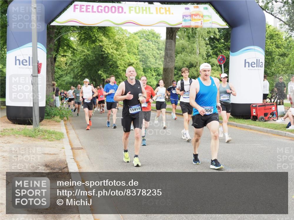 29.06.2025 - hella hamburg halbmarathon MichiJ http://msf.ph/oto/8378235 29.06.2025 10:45:55 Zwischen KM18-KM19 1285, 2006, 5926, 6202, 9156, 9353, 10539, 10915, 12509, 14375, 14628, 15914, 17825, 18153 meine-sportfotos.de