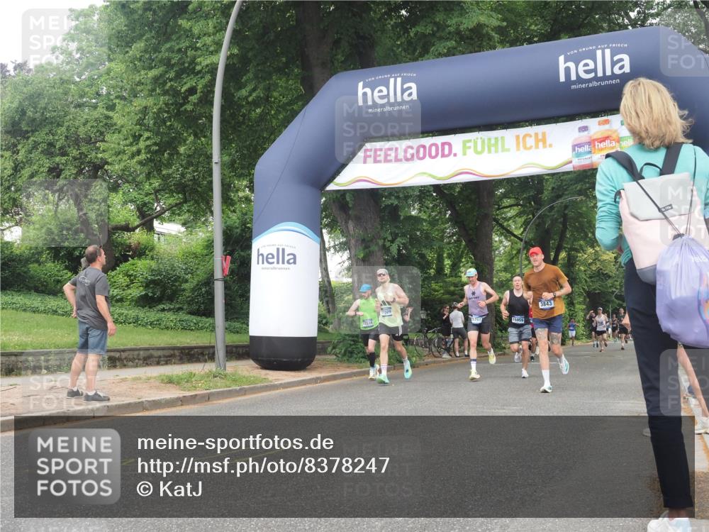 29.06.2025 - hella hamburg halbmarathon KatJ http://msf.ph/oto/8378247 29.06.2025 10:24:49 Zwischen KM18-KM19 3843 meine-sportfotos.de