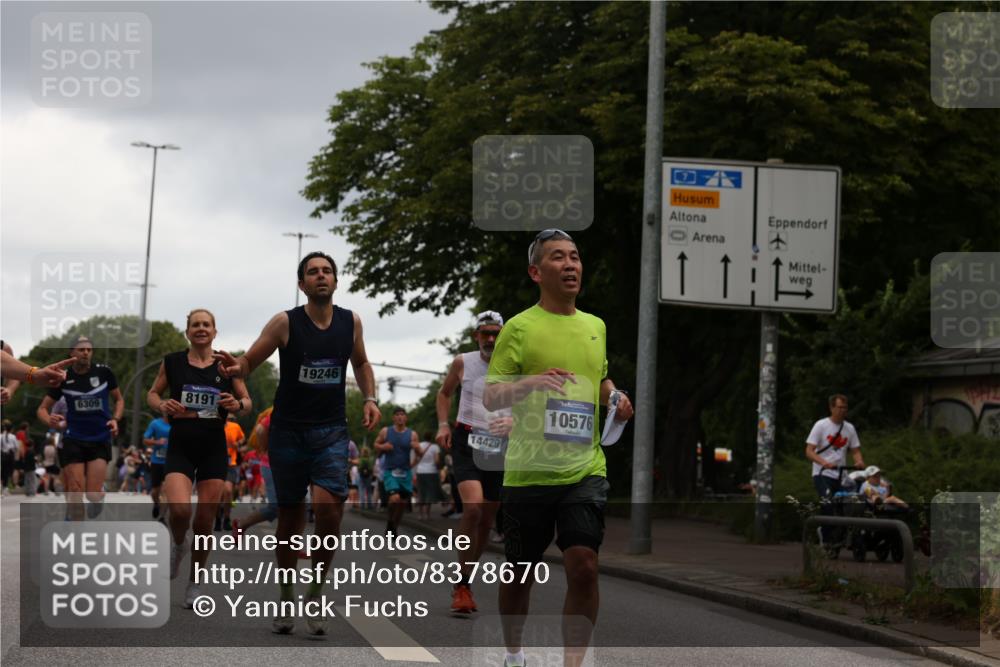 29.06.2025 - hella hamburg halbmarathon Yannick Fuchs http://msf.ph/oto/8378670 29.06.2025 10:54:36 20KM 1364, 1414, 1653, 1681, 2322, 2323, 2363, 6033, 6201, 6309, 6487, 6754, 6757, 7006, 7065, 7636, 8003, 8191, 8421, 8422, 8509, 8662, 8923, 9020, 9021, 10534, 10576, 11041, 11366, 11623, 11702, 11753, 11782, 11937, 12491, 13488, 13589, 14429, 15269, 17491, 17825, 17899, 17952, 18029, 18063, 19159, 19246 meine-sportfotos.de