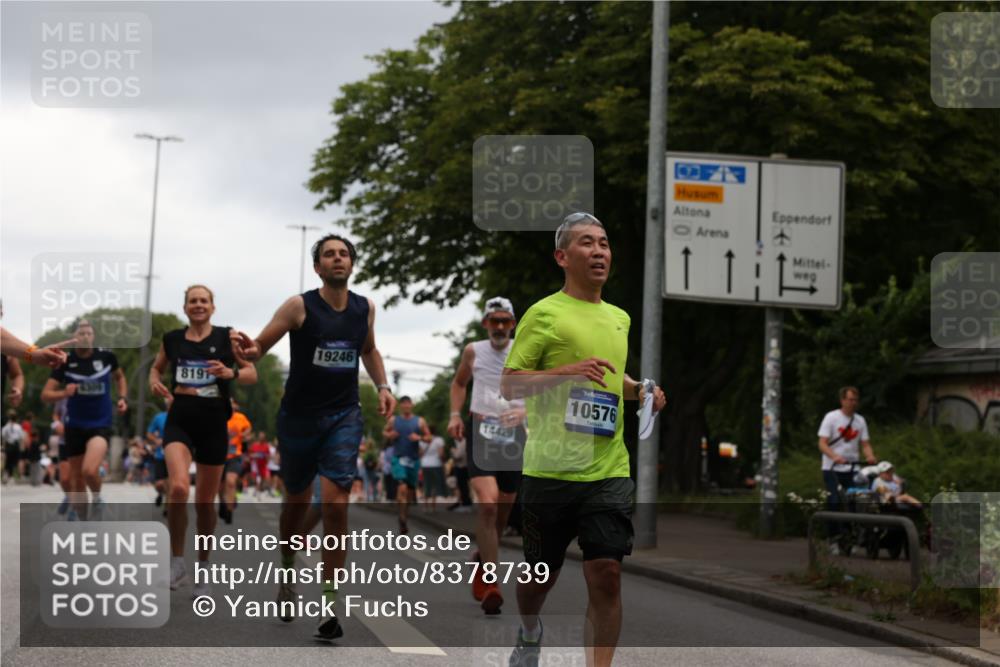 29.06.2025 - hella hamburg halbmarathon Yannick Fuchs http://msf.ph/oto/8378739 29.06.2025 10:54:36 20KM 1364, 1414, 1653, 1681, 2322, 2323, 2363, 6033, 6201, 6309, 6487, 6754, 6757, 7006, 7065, 7636, 8003, 8191, 8421, 8422, 8509, 8662, 8923, 9020, 9021, 10534, 10576, 11041, 11366, 11623, 11702, 11753, 11782, 11937, 12491, 13488, 13589, 14429, 15269, 17491, 17825, 17899, 17952, 18029, 18063, 19159, 19246 meine-sportfotos.de