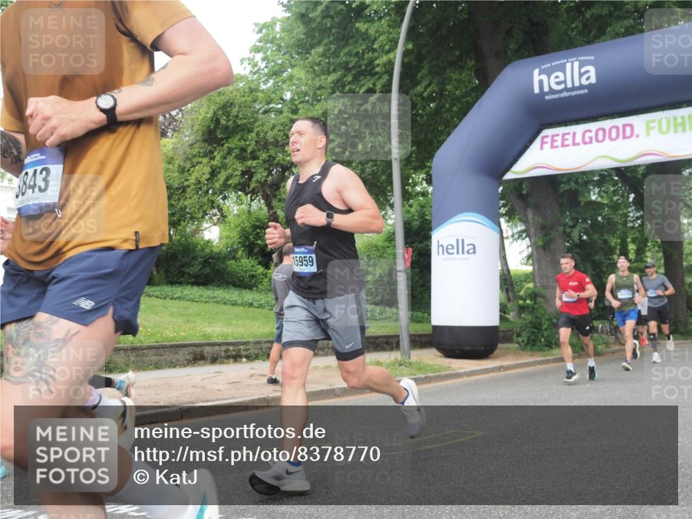 29.06.2025 - hella hamburg halbmarathon KatJ http://msf.ph/oto/8378770 29.06.2025 10:24:52 Zwischen KM18-KM19 3843 meine-sportfotos.de