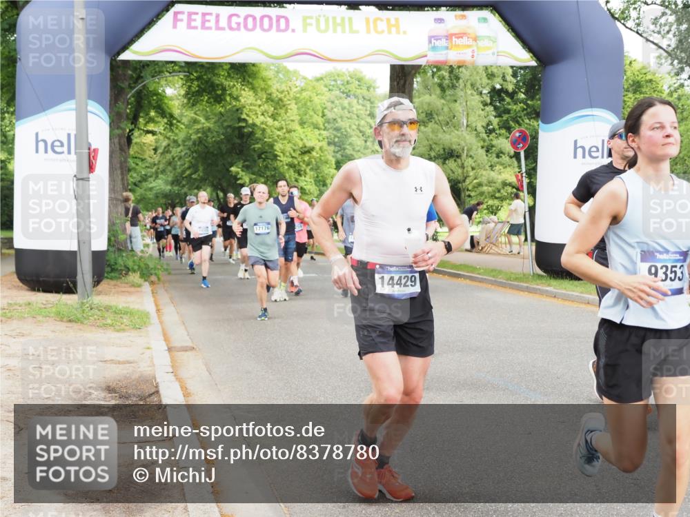 29.06.2025 - hella hamburg halbmarathon MichiJ http://msf.ph/oto/8378780 29.06.2025 10:45:59 Zwischen KM18-KM19 1285, 2006, 2957, 7259, 9156, 9353, 10539, 10915, 11757, 12509, 12809, 14375, 14429, 14628, 15914, 17176, 17825, 17931, 18153, 18467 meine-sportfotos.de