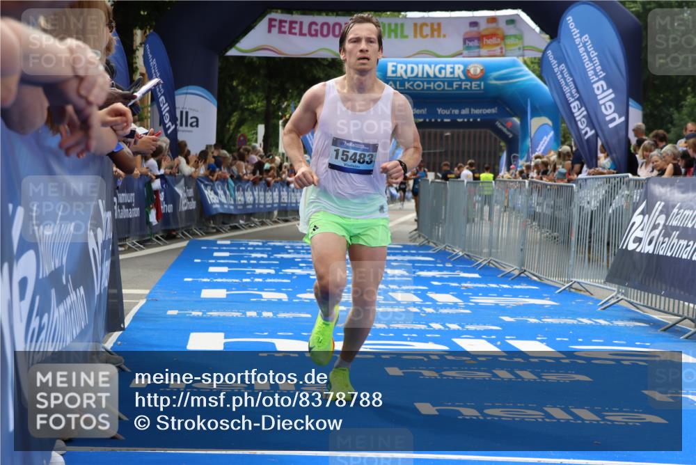 29.06.2025 - hella hamburg halbmarathon Strokosch-Dieckow http://msf.ph/oto/8378788 29.06.2025 10:25:05 Ziel 2483, 8376, 11078, 11994, 13913, 14113, 15483 meine-sportfotos.de