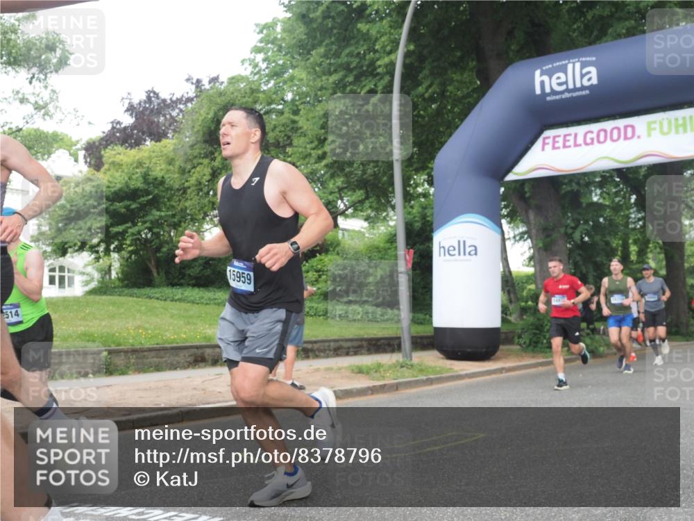 29.06.2025 - hella hamburg halbmarathon KatJ http://msf.ph/oto/8378796 29.06.2025 10:24:52 Zwischen KM18-KM19 3843 meine-sportfotos.de