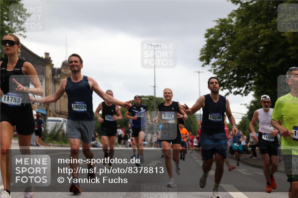 29.06.2025 - hella hamburg halbmarathon Yannick Fuchs http://msf.ph/oto/8378813 29.06.2025 10:54:37 20KM 1364, 1414, 1653, 1681, 2322, 2323, 2363, 6033, 6201, 6309, 6487, 6754, 6757, 7006, 7065, 7636, 8003, 8191, 8421, 8422, 8662, 8923, 9020, 9021, 10534, 10576, 11041, 11366, 11623, 11702, 11753, 11782, 11937, 12491, 13488, 13589, 14429, 15269, 17491, 17825, 17899, 17952, 18029, 18063, 19159, 19246 meine-sportfotos.de
