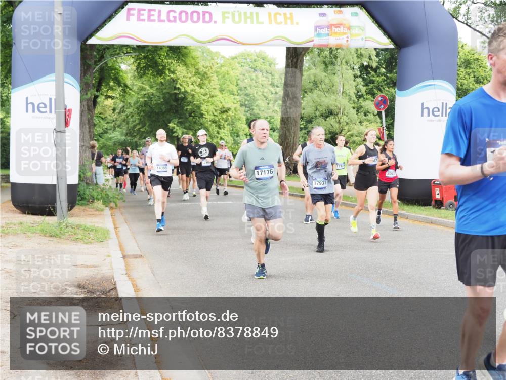 29.06.2025 - hella hamburg halbmarathon MichiJ http://msf.ph/oto/8378849 29.06.2025 10:46:01 Zwischen KM18-KM19 2006, 2957, 3181, 6208, 7259, 8089, 9156, 9353, 10915, 11757, 12378, 12406, 12509, 12633, 12809, 14355, 14375, 14429, 14628, 17176, 17825, 17931, 18153, 18467, 19246 meine-sportfotos.de