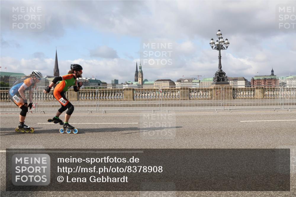 29.06.2025 - hella hamburg halbmarathon Lena Gebhardt http://msf.ph/oto/8378908 29.06.2025 08:51:56 Lombardsbrücke 483, 466 meine-sportfotos.de