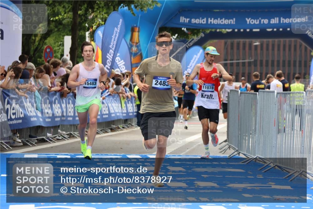 29.06.2025 - hella hamburg halbmarathon Strokosch-Dieckow http://msf.ph/oto/8378927 29.06.2025 10:25:01 Ziel 2483, 10867, 11078, 15483 meine-sportfotos.de