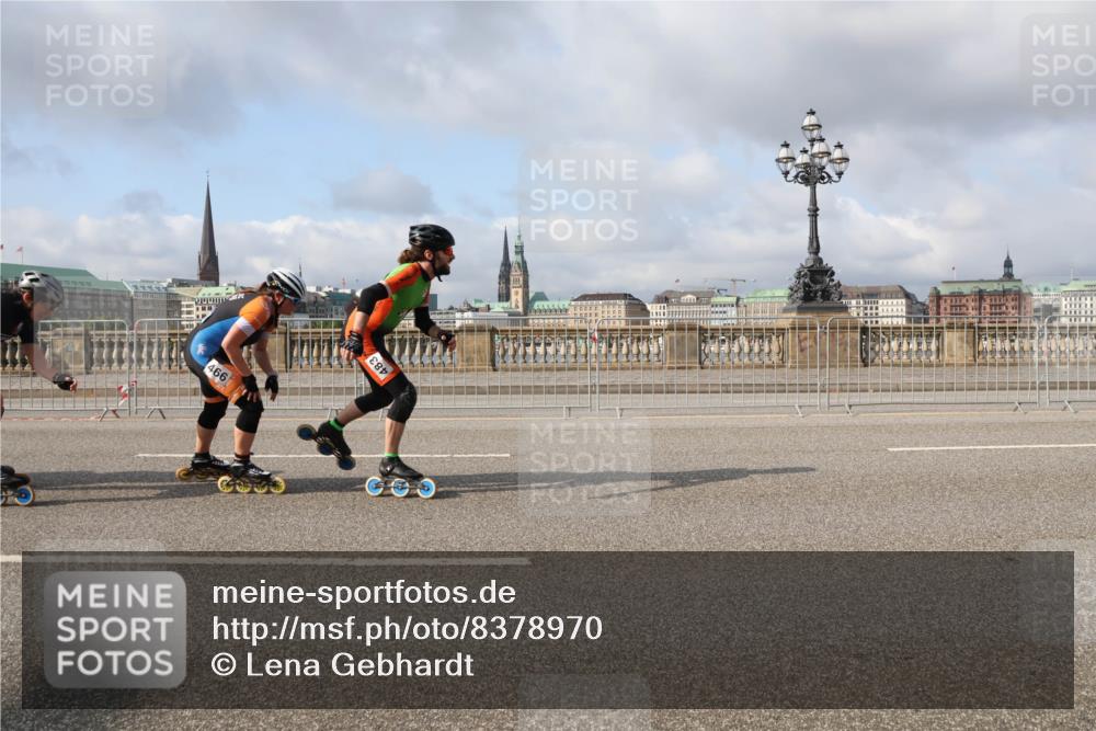 29.06.2025 - hella hamburg halbmarathon Lena Gebhardt http://msf.ph/oto/8378970 29.06.2025 08:51:56 Lombardsbrücke 466, 483 meine-sportfotos.de
