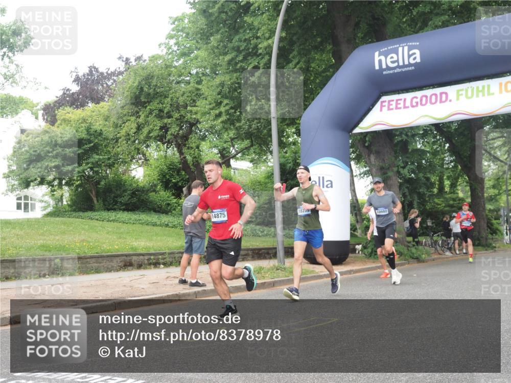 29.06.2025 - hella hamburg halbmarathon KatJ http://msf.ph/oto/8378978 29.06.2025 10:24:53 Zwischen KM18-KM19 3843 meine-sportfotos.de