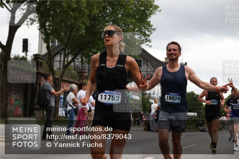 29.06.2025 - hella hamburg halbmarathon Yannick Fuchs http://msf.ph/oto/8379043 29.06.2025 10:54:37 20KM 1364, 1414, 1653, 1681, 2322, 2323, 2363, 6033, 6201, 6309, 6487, 6754, 6757, 7006, 7065, 7636, 8003, 8191, 8421, 8422, 8662, 8923, 9020, 9021, 10534, 10576, 11041, 11366, 11623, 11702, 11753, 11782, 11937, 12491, 13488, 13589, 14429, 15269, 17491, 17825, 17899, 17952, 18029, 18063, 19159, 19246 meine-sportfotos.de