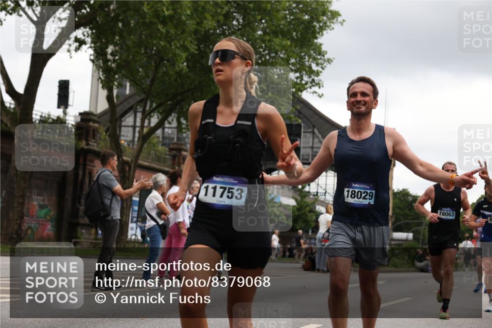 29.06.2025 - hella hamburg halbmarathon Yannick Fuchs http://msf.ph/oto/8379068 29.06.2025 10:54:37 20KM 1364, 1414, 1653, 1681, 2322, 2323, 2363, 6033, 6201, 6309, 6487, 6754, 6757, 7006, 7065, 7636, 8003, 8191, 8421, 8422, 8662, 8923, 9020, 9021, 10534, 10576, 11041, 11366, 11623, 11702, 11753, 11782, 11937, 12491, 13488, 13589, 14429, 15269, 17491, 17825, 17899, 17952, 18029, 18063, 19159, 19246 meine-sportfotos.de