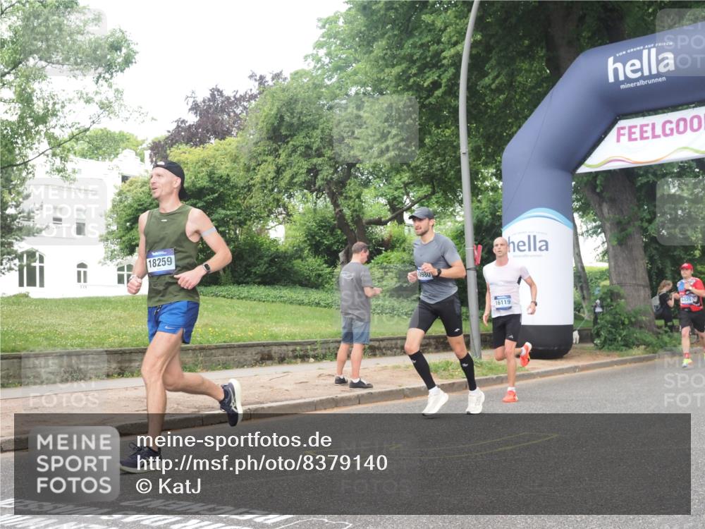 29.06.2025 - hella hamburg halbmarathon KatJ http://msf.ph/oto/8379140 29.06.2025 10:24:54 Zwischen KM18-KM19 3843 meine-sportfotos.de