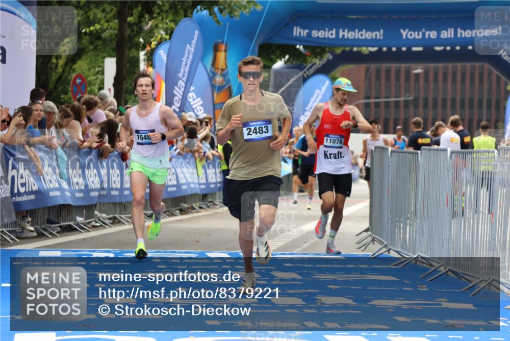 29.06.2025 - hella hamburg halbmarathon Strokosch-Dieckow http://msf.ph/oto/8379221 29.06.2025 10:25:00 Ziel 2483, 10867, 11078, 15483, 17752 meine-sportfotos.de
