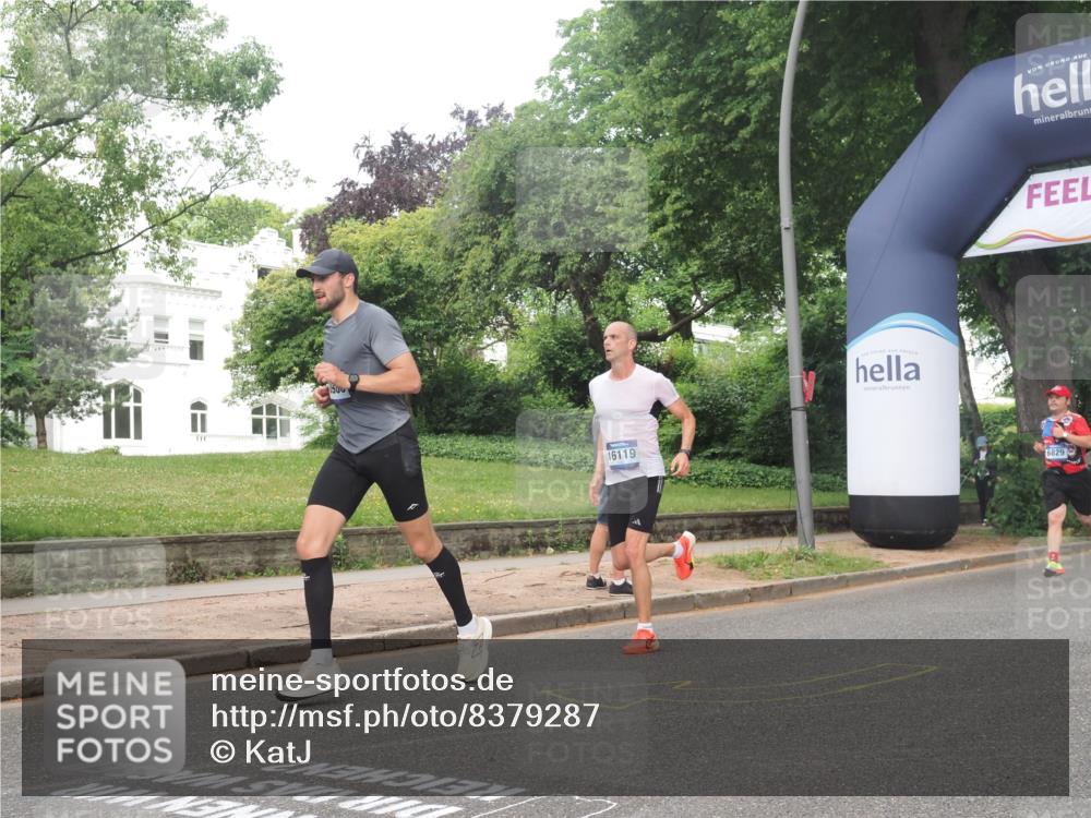 29.06.2025 - hella hamburg halbmarathon KatJ http://msf.ph/oto/8379287 29.06.2025 10:24:55 Zwischen KM18-KM19 3843 meine-sportfotos.de