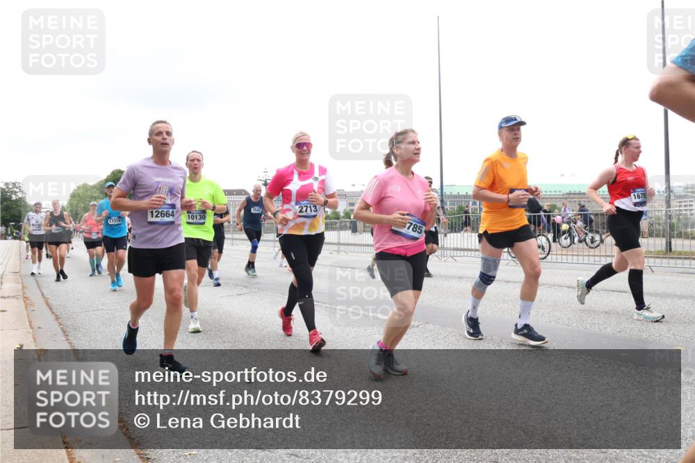 29.06.2025 - hella hamburg halbmarathon Lena Gebhardt http://msf.ph/oto/8379299 29.06.2025 10:49:25 Lombardsbrücke 2541, 12664, 2713, 10130, 17315, 785, 1675, 1525, 1625, 1805, 1888, 2067, 2160, 2395, 2466, 2527, 2541, 2668, 2713, 2927, 3070, 3086, 3183, 3232, 3253, 3383, 3943, 4403, 4525, 4527, 4589, 4769, 4809, 5106, 5118, 5463, 5551, 5552, 6191, 6566, 6694, 6979, 6989, 7301, 7305, 7339, 7650, 7931, 7936, 8549, 9162, 9245, 9261, 9341, 9359, 10033, 10038, 10081, 10130, 10333, 10479, 10704, 10782, 10785, 11000, 11031, 11192, 11558, 11631, 12388 meine-sportfotos.de