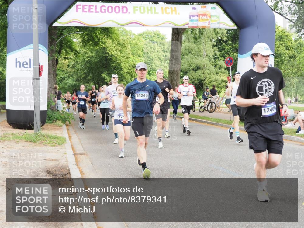 29.06.2025 - hella hamburg halbmarathon MichiJ http://msf.ph/oto/8379341 29.06.2025 10:46:04 Zwischen KM18-KM19 2957, 3181, 3425, 6208, 6997, 7259, 7287, 8089, 11158, 11159, 11757, 12378, 12406, 12633, 12809, 14355, 14429, 15240, 17176, 17931, 18467, 19246 meine-sportfotos.de